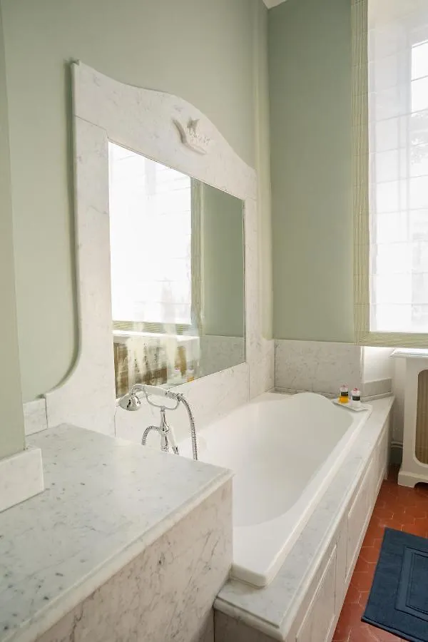 Hotel Chateau De La Brillanne Aix-en-Provence 2*,